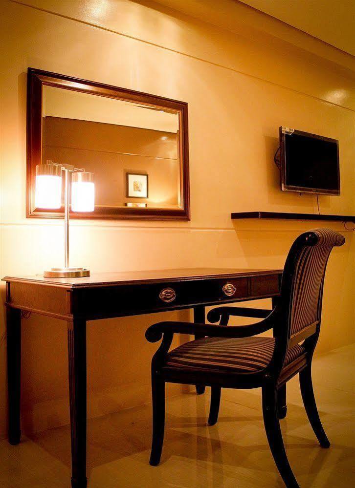 Zen Rooms Rio Suites Mandaluyong Esterno foto
